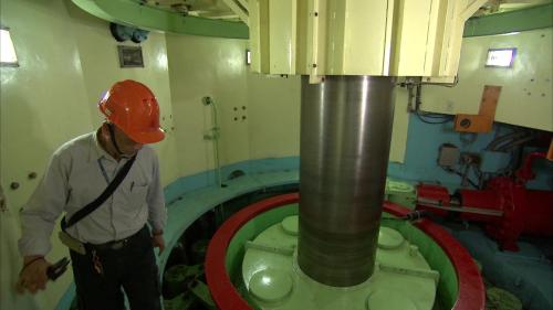 啟用年份為1974年，有效落差為143.1公尺，總出力234MW(78.0MWx3)。
&nbsp;