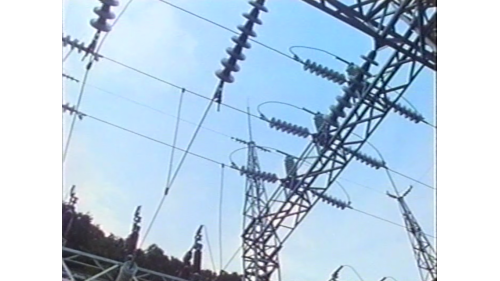 &nbsp;         國道新建工程局委託榮工處在東洞口設立69KV變電站一座，以便供應坪林隧道、彭山隧道，及頭城高架橋預鑄環片場的施工電力。