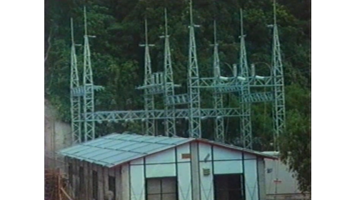 &nbsp;         國道新建工程局委託榮工處在東洞口設立69KV變電站一座，以便供應坪林隧道、彭山隧道，及頭城高架橋預鑄環片場的施工電力。