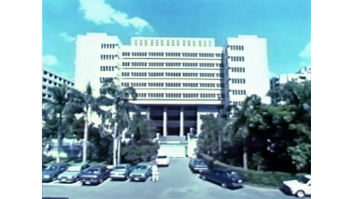 &nbsp;台北榮民總醫院位於台北市石牌地區，創於1958年7月1日，佔地面積43餘公頃。台北榮總更新計劃於1980年推動，更新工程由榮工處承辦，第一期工程項目包括研究大樓、會議廳、臨時病房、體育館及職務官宿舍等建築設施，榮工處在短短的2年時間內完成第一期工程，於1983年8月提早交付啟用。
&nbsp;