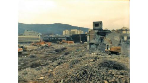 &nbsp;係將原有不合時代要求的中央病房加以拆除，興建成為地下3層地上24層的大樓，以整合醫療作業體系。