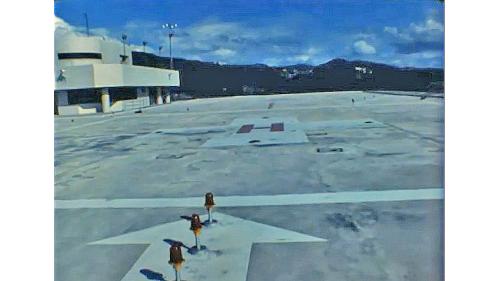 &nbsp;新大樓24層的屋頂上，設置兩處直昇機停機坪，以應離島或其他特殊緊急救護之需，兩處停機坪經過數次實況預習測驗，證實效果頗佳。