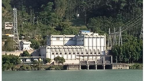廠房位於天輪後池附近，為半地下式鋼筋混凝土結構，長 50.3 公尺，寬 29.2公尺，高 48.1 公尺。