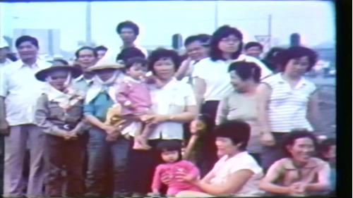 1984年5月1號，旗津居民興高采烈的前來參觀，高雄港過港隧道的通車典禮，這項通車典禮由李副總統登輝先生主持。
&nbsp;
