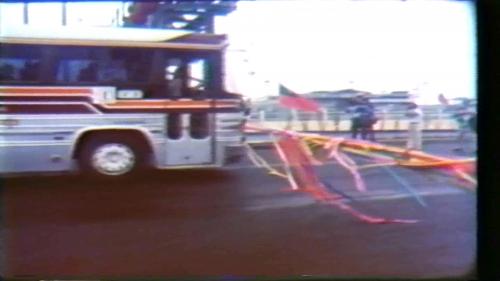 1984年5月1號，旗津居民興高采烈的前來參觀，高雄港過港隧道的通車典禮，這項通車典禮由李副總統登輝先生主持。
&nbsp;
