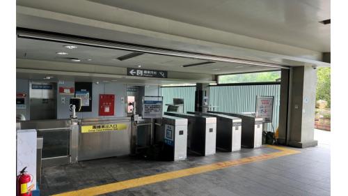 指南宮站位於指南宮後山停車場。
&nbsp;