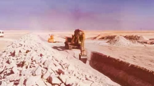 &nbsp;榮工處於1980年11月開始興建自沙烏地阿拉伯東北海岸朱拜到利雅德，長達466公里的兩條平行巨大自來水輸水管線，以解決一百萬利雅德居民引水問題。