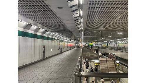 台電大樓站編號為G08，位於羅斯福路三段，於1999年11月啟用。台電大樓站為地下二層車站，設有5處出入口，地下一樓為大廳層，地下二樓為月台層，設有島式月台一座，並設有半高式月台門。
&nbsp;