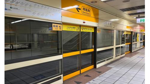 行天宮站為地下三層車站，設有4處出入口，地下一樓為大廳層，地下三樓為月台層，設有一座島式月台及全高式月台門。