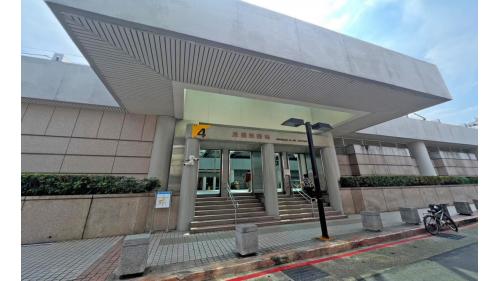 &nbsp;民權西路站為淡水信義線之轉乘站，位於民權西路上，為地下三層車站，設有10處出入口。 【圖/4號出口，天祥路】