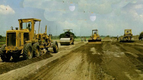 &nbsp;泗水高速公路是榮工處在印尼得標承辦的第一條高速公路，由印尼東爪哇省的泗水至瑪瑯，全長約84公里，分ABC三段施工。