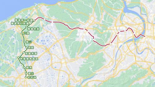 桃園機場捷運線運營模式共分五種，第一種為直達車、第二種為環北直達車、第三種為普通車、第四種為北段深夜普通車、第五種為南段深夜普通車。南段深夜普通車，共停靠11座車站，為機場第一航廈站(A12)開往老街溪(A22)各站皆停靠。
&nbsp;