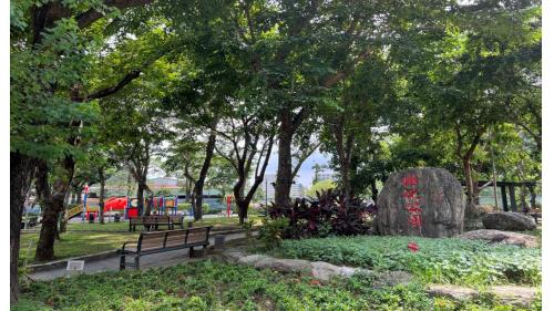 新北產業園區站為環狀線之轉乘站，站體位於五工路上，桃園機場捷運編號為A3，於2017年3月啟用，環狀線編號為Y20，於2020年1月啟用，為台灣第一座有兩條高架路線的捷運站，車站附近設有晶冠廣場、興化公園。