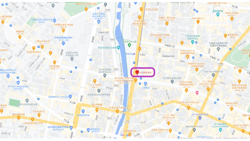 &nbsp;老街溪站編號為A22，位於中豐路上，於2023年7月啟用。本站目前為桃園捷運線營運端點站。車站附近有新明國小、新明國中及中壢高中等。