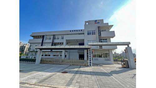 &nbsp;台北海洋大學站編號為V28，位於濱海路三段上。車站附近有台北海洋科技大學及亞東科技大學淡海校區。