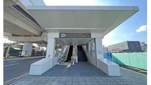 &nbsp;陽光運動公園站編號為K07，位於安和路二段上。車站附近設有陽光運動園區，為民眾休閒放風好去處。
