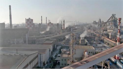 中國大煉鋼廠開工第一期第一階段的土木工程是由榮民工程事業管理處承辦，全部施工單元有21個，分為87個施工項目，於1974年9月開工，均在1977年11月如期施工完成。