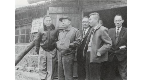 &nbsp;1959年六月奉派任榮民工程管理處處長，在職達廿七年又兩個月之久。榮工處在他的領導下，由無變有，由小變大，成為台灣營建界的龍頭，並進軍國際營建市場，使榮工處躋身世界一百大之列。
