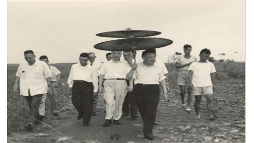 &nbsp;1959年六月奉派任榮民工程管理處處長，在職達廿七年又兩個月之久。榮工處在他的領導下，由無變有，由小變大，成為台灣營建界的龍頭，並進軍國際營建市場，使榮工處躋身世界一百大之列。