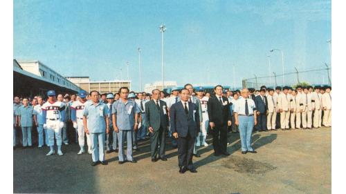 &nbsp;1986年8月2日(農曆6月27日)是嚴孝章先生65歲的生日，當天因心肌梗塞病逝於奧地利薩爾斯堡(Salzburg)。嚴先生的弟弟嚴孝裕及榮工處的曾元一，旋即趕往現場處理善後，8月8日搭乘華航由阿姆斯特丹經曼谷迎靈至台北，千里護靈，松山機場萬人空巷，備及哀淒，史所罕見。8月18日舉行告別式，總統經國先生特頒「旌忠狀」，並派退輔會主任委員鄭為元上將為治喪委員長。