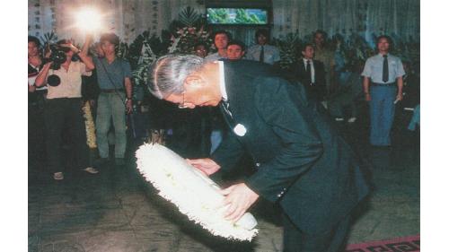 &nbsp;1986年8月2日(農曆6月27日)是嚴孝章先生65歲的生日，當天因心肌梗塞病逝於奧地利薩爾斯堡(Salzburg)。8月18日舉行告別式，總統經國先生特頒「旌忠狀」，並派退輔會主任委員鄭為元上將為治喪委員長。當天副總統、五院院長、政府政要、各級將領、工程界、棒球界、企業界、及熱心民眾共聚一堂，為畢生奉獻國家、社會、工程界、棒球界的巨星，謹致由衷的敬意與懷思。