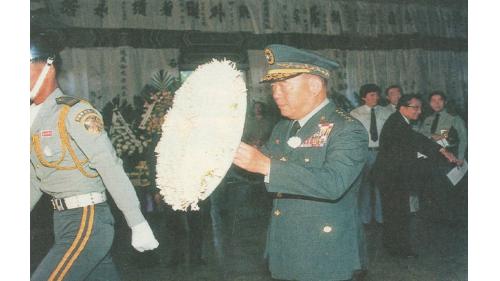 &nbsp;1986年8月2日(農曆6月27日)是嚴孝章先生65歲的生日，當天因心肌梗塞病逝於奧地利薩爾斯堡(Salzburg)。8月18日舉行告別式，總統經國先生特頒「旌忠狀」，並派退輔會主任委員鄭為元上將為治喪委員長。當天副總統、五院院長、政府政要、各級將領、工程界、棒球界、企業界、及熱心民眾共聚一堂，為畢生奉獻國家、社會、工程界、棒球界的巨星，謹致由衷的敬意與懷思。