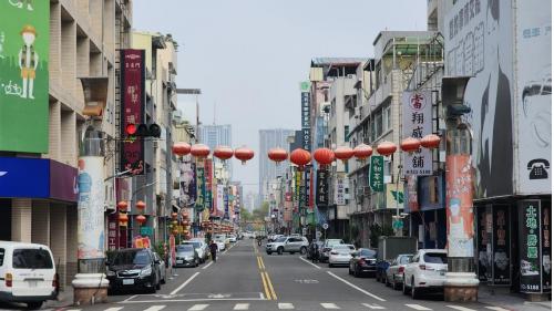 &nbsp;大連皮鞋街是在地擁有2、30年歷史的皮鞋街，如今已逐漸被各式店面取代，不再具有往昔的迷人光采。【圖/大連皮鞋街】