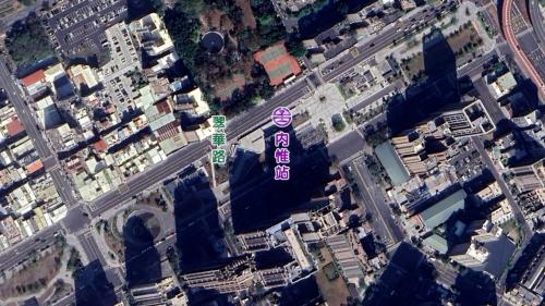 &nbsp;內惟站位於鼓山區翠華路上，由於鄰近增設美術館車站，為了避免兩站距離過近而將距離拉大，復站時將站體遷移至往北約九百公尺處。