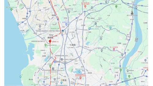 &nbsp;油廠國小站編號為R18，副站名為中山大學附中，位於楠梓區左楠路，於2008年3月啟用，車站附近設有油廠國小及中山附中。