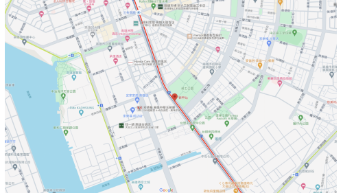 &nbsp;獅甲站編號為R7，位於前鎮區中山三路，於2008年3月啟用。車站附近設有勞工公園，是全國唯一一座以勞工為主題的公園，廣場上建有「工殤紀念碑」用以緬懷和哀悼在經濟發展的階段，因為職業傷害而奉獻生命的勞動工作者。車站附近還設有獅甲國小及獅甲國中。