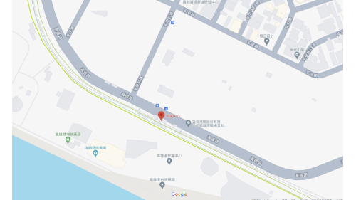 &nbsp;旅運中心站編號為C9，位於苓雅區海邊路與苓南前路交叉口。車站附近為高雄港旅運中心，為台灣港務公司的總部，也是高雄海上客運的出入境中心，建築外型似有著高聳煙囪的銀白色船體。