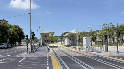 &nbsp;馬卡道站編號為C19，位於鼓山區馬卡道路與華安街交叉口。