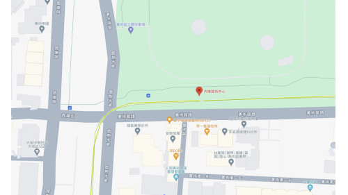 &nbsp;內惟藝術中心站編號為C21A，位於鼓山區馬卡道路與美術館路交叉口。車站附近有內惟埤文化園區，是高雄市兼具藝術、文化、休閒等多元生活園區。
