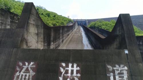 曾文水庫溢洪榮工處承建之曾文水庫溢洪道