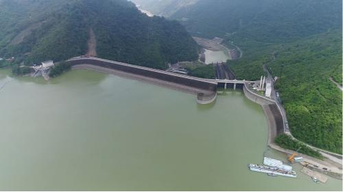 曾文水庫溢洪榮工處承建之曾文水庫溢洪道