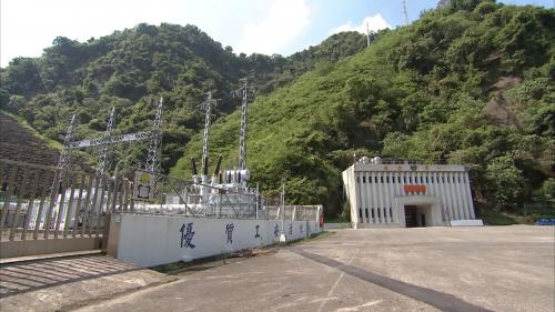 曾文電廠於民國56年10月開始動工興建，曾文發電廠整體於民國62年7月12日完工正式啟用，耗時6年。