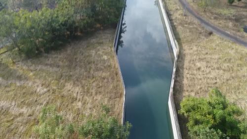 位於集集鎮田寮里隘寮堤防內之丘陵坡地，佔地約13公頃，採兩座並聯方式設計，以因應70秒立方公尺的龐大通水量。