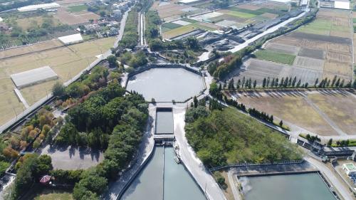 位於集集攔河堰南岸聯絡渠道擴建段，第六段起點，為兼具灌溉發電及工業用水多目標功能之分水工，於濁幹線林內二號進水口處，設置八角形分水工進行分水。