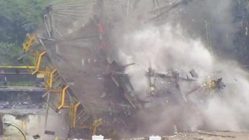 2007年9月30日機組除役，本預計於原地新建兩部八十萬瓩的超超臨界燃煤機組。於2010年6月拆除工程開始動工，於2011年廠區拆除與整地完成。