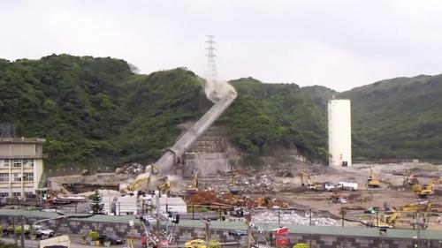 2007年9月30日機組除役，本預計於原地新建兩部八十萬瓩的超超臨界燃煤機組。於2010年6月拆除工程開始動工，於2011年廠區拆除與整地完成。