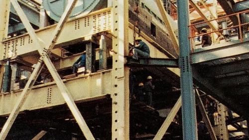 興達電廠建廠初期機組零件組裝舊照