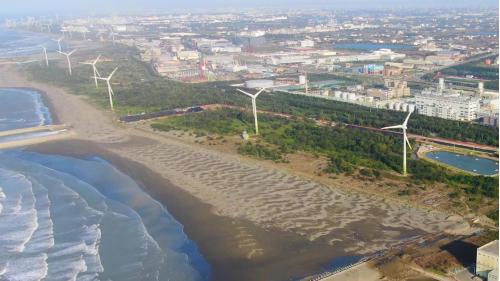 2006年新能源施工處建造23部風力發電機組正式商轉。