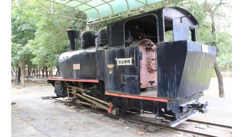 內燃機車的品牌則為順風牌、日立牌、德馬牌、溪州牌及金馬牌等內燃機車。