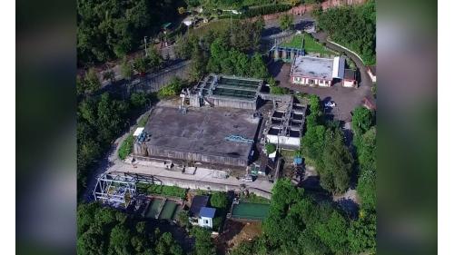 雙溪淨水場於1986年擴建為現有的快濾場，每日出水量22,000噸。