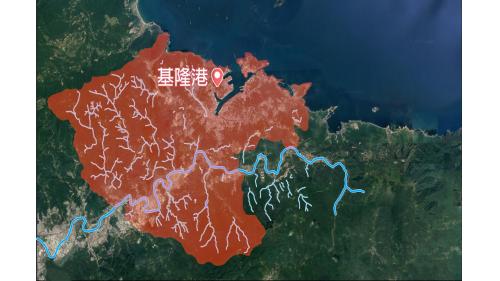 &nbsp;基隆港三面環山及數條小溪流地理位置圖