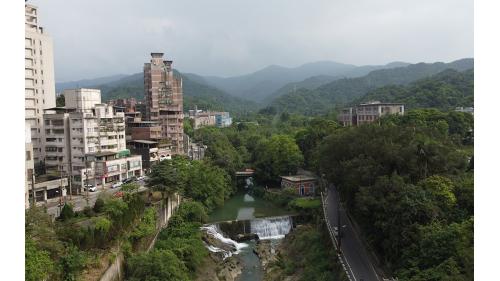&nbsp;
暖暖溪攔河堰將東勢溪跟與西勢溪匯流的水，經由第三代幫浦間，將水抽到淨水廠