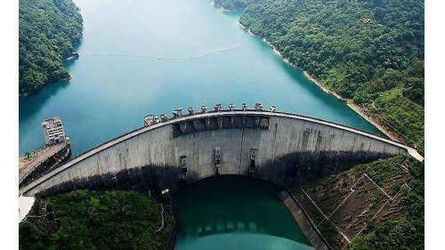 &nbsp;
翡翠水庫設施包括主壩、溢洪道、落水池、副壩、翡翠電廠與靜水池