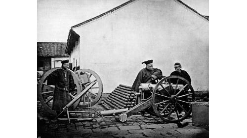 1895年甲午戰爭中國敗給日本後，發現無法改變清潮的落後，因而衍生1898年的戊戌變法。
&nbsp;