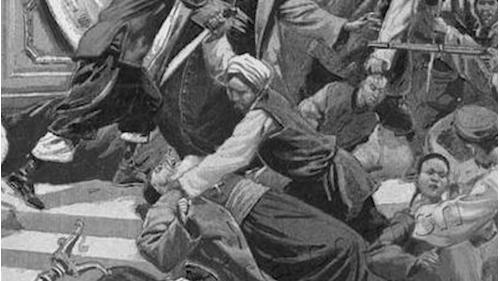1900年6月15日義和團進攻西什庫教堂，由於缺少糧食，經過半個月的圍困後，教堂內受圍的人，將役用的騾馬及戰馬全部吃光，並且開始食用院內的樹皮和野草。
&nbsp;