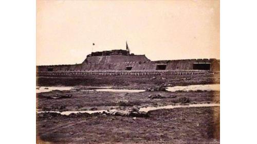1900年6月16日，935名聯軍海軍偷襲登陸大沽口，1900年6月17日炮台彈藥庫被炸毀，守軍總兵羅榮光中彈犧牲，清軍失去指揮，聯軍攻占大沽炮台。